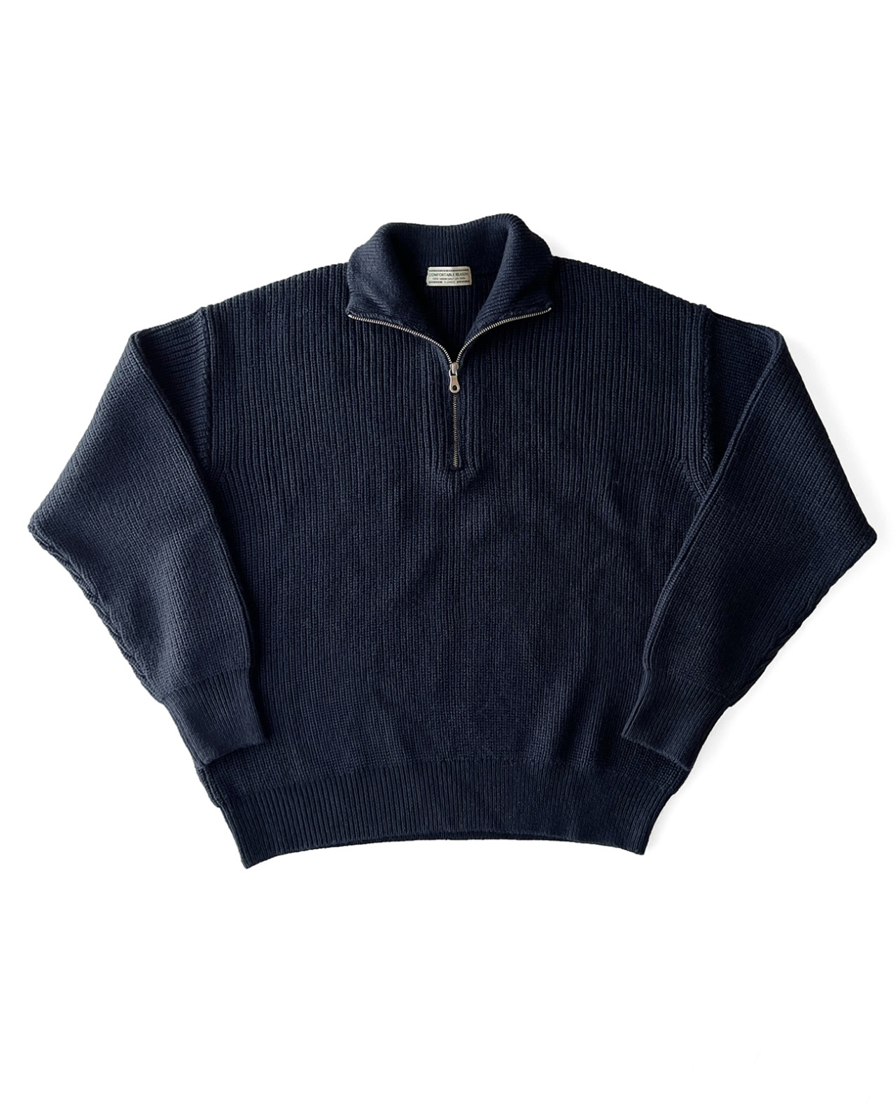 COMFORTABLE REASON Harf Zip Knit NAVY