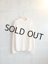 画像: bukht BROKEN SWEATER WHITE