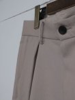 画像3: bukht CENTER SLIT TROUSERS BEIGE (3)