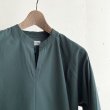 画像2: rajabrooke BERGUNA SOLOTEX L/S DARK HIJAU (2)